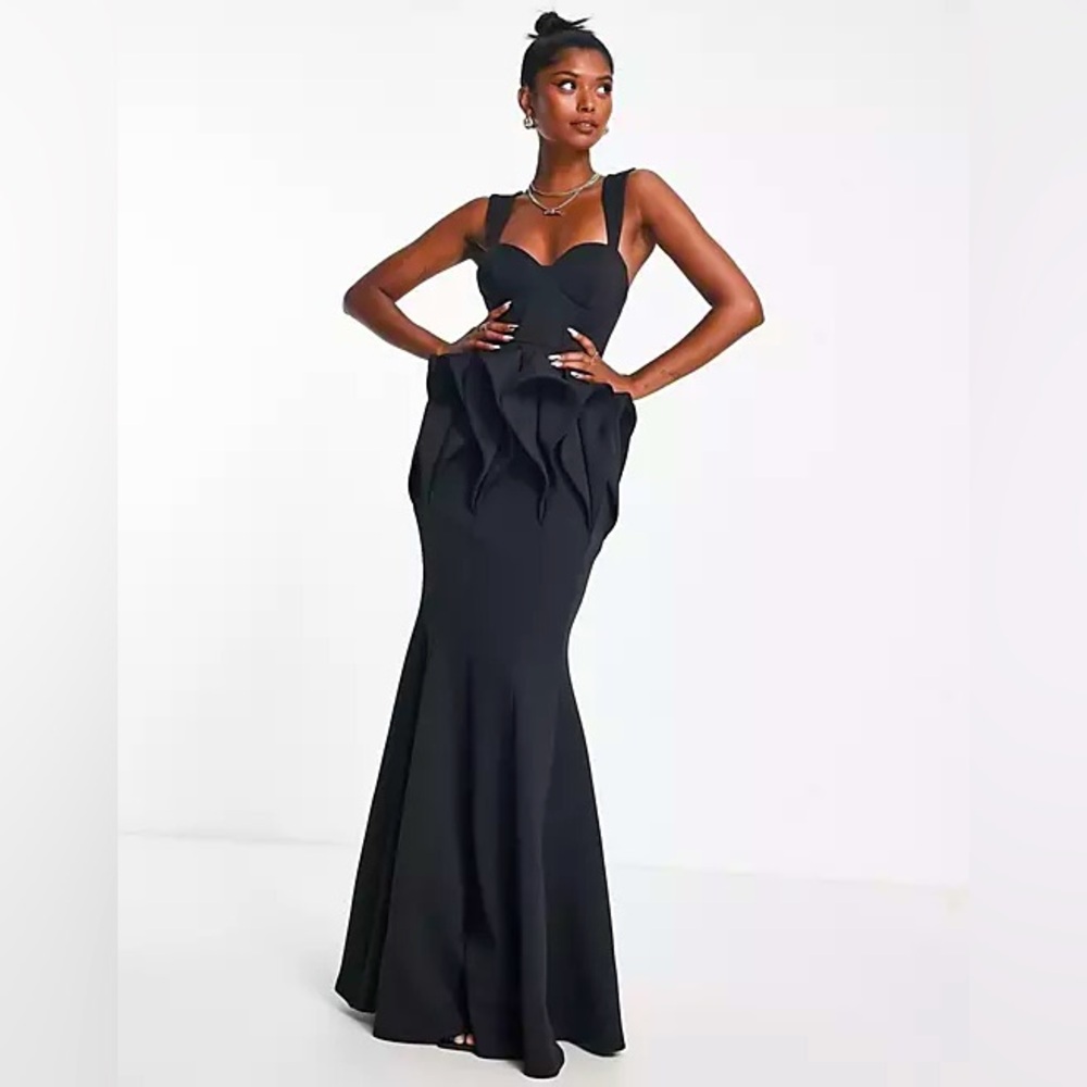 ASOS Design Extreme Pleated Hip Maxi Dress in Black Size 2 NWT